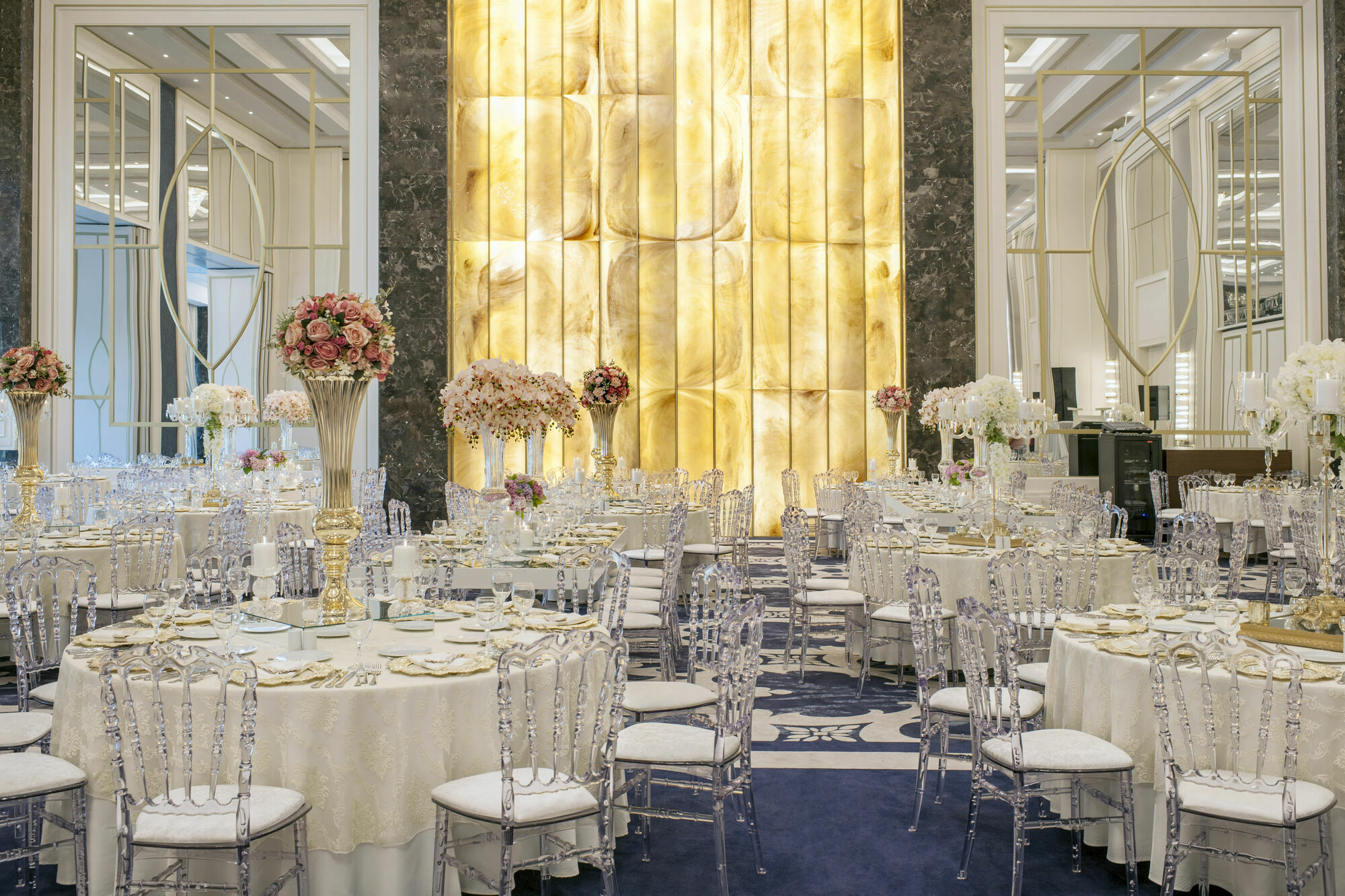 Готель Elite World Grand Istanbul Basin Ekspres Екстер'єр фото The ballroom